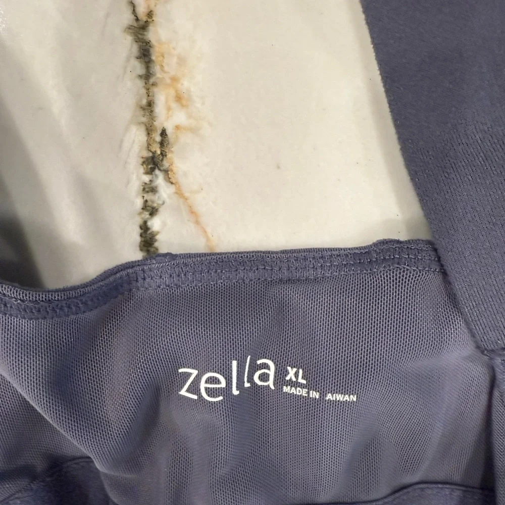 Zella Lavender Ruched Tank Top - Picture 4 of 10